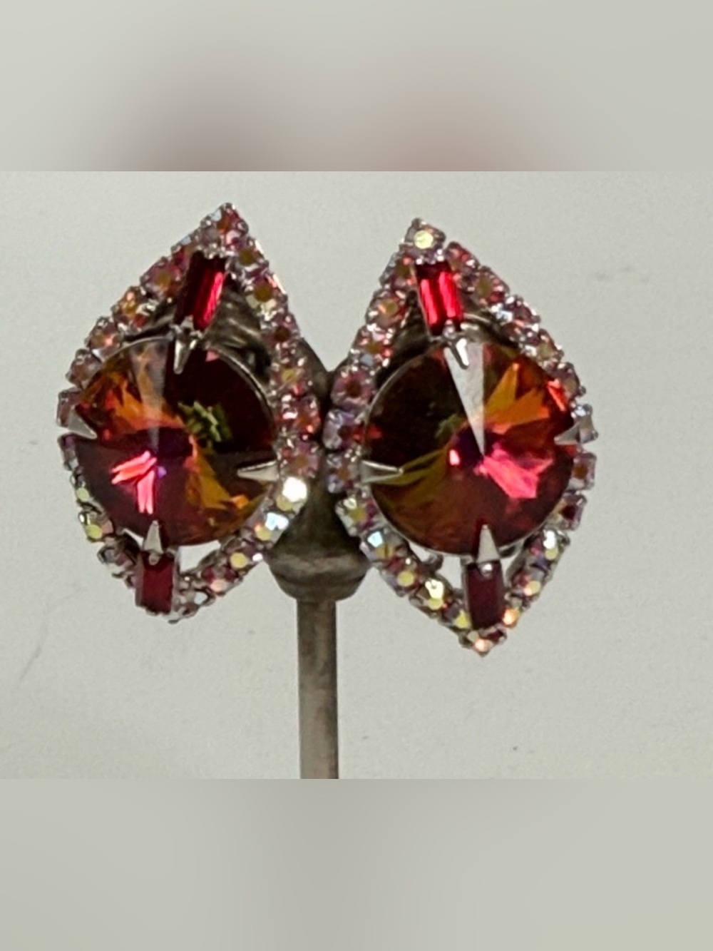 Vintage Juliana rivoli fiery red watermelon AB rhinestone Teardrop clip Earrings